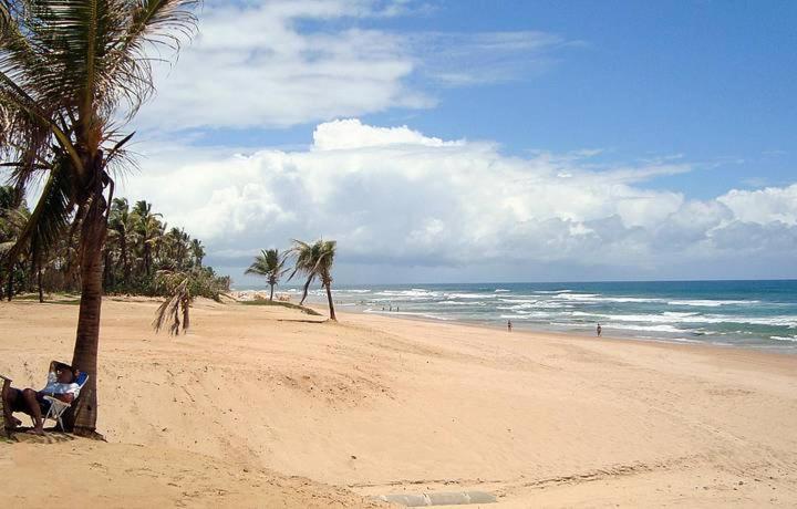 Suspiro Da Bahia Pe Na Areia Villa Salvador Bagian luar foto